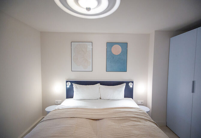 Stuub Schluchsee Apartment Schlafzimmer Bett 02